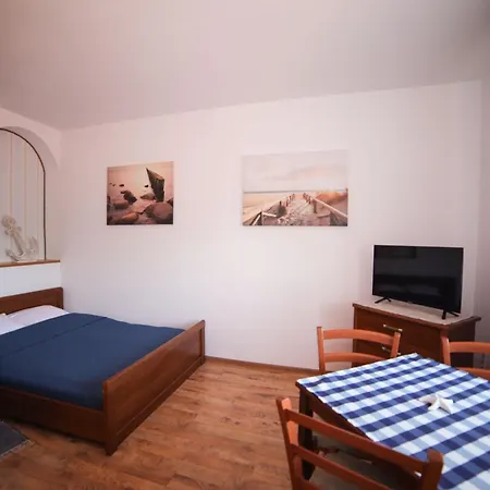 Kapitan Kik Quarto em Acomodações Particulares *