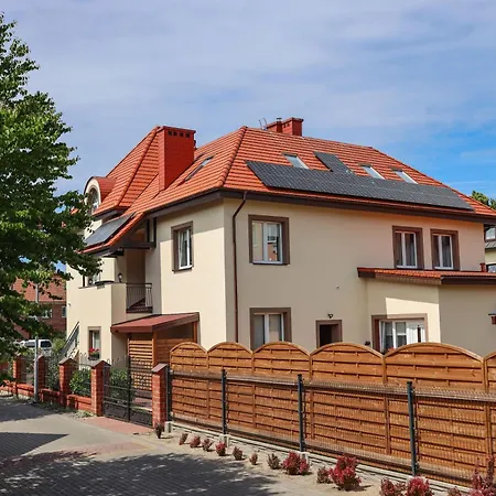 Kapitan Kik Δωμάτια σε οικογενειακή κατοικία