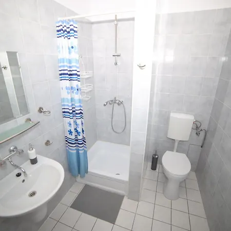 Δωμάτια σε οικογενειακή κατοικία Kapitan Kik Łeba