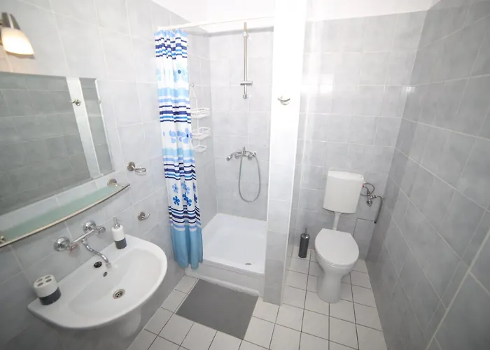 民宿 Kapitan Kik 莱鲍