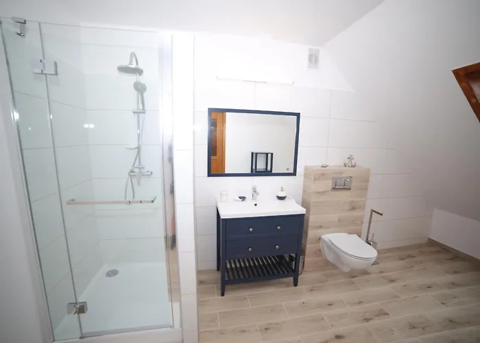 Kapitan Kik * 莱鲍